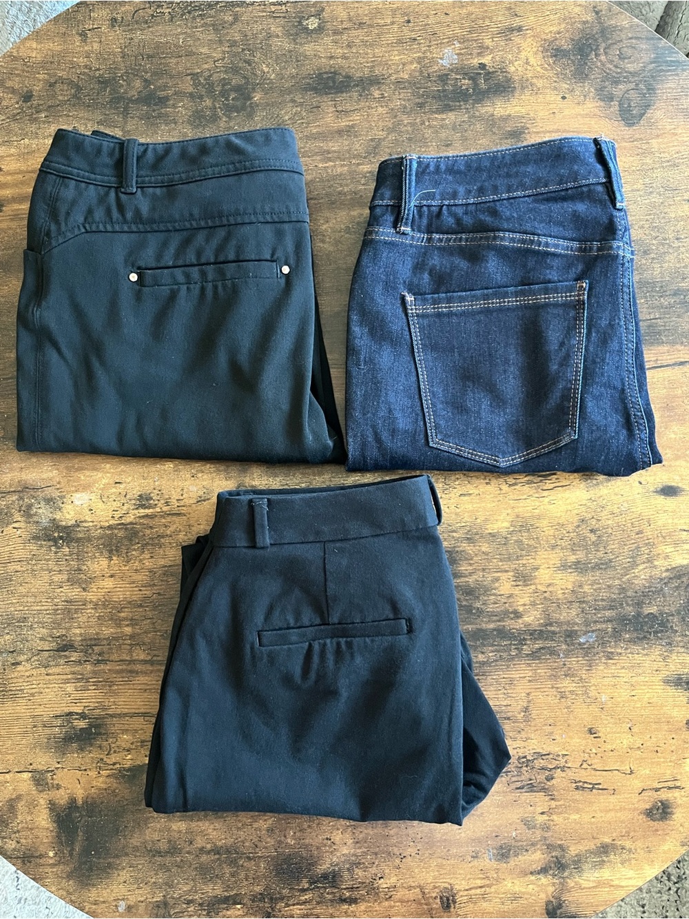 •Bundle of 3 woman’s pants• Size 4